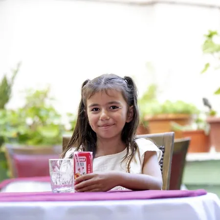 Ξενοδοχείο Mekan 3*